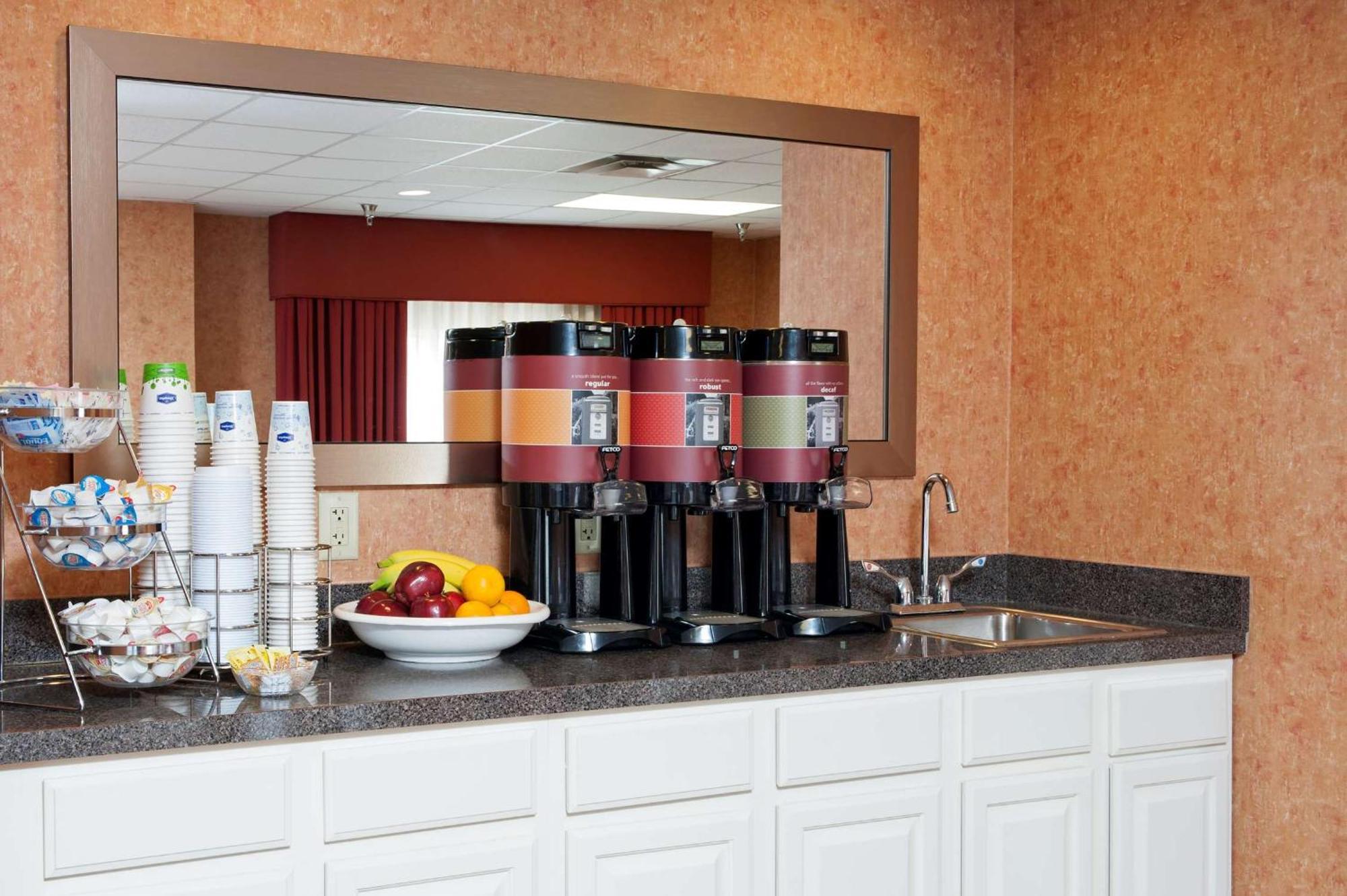 Hampton Inn & Suites Cleveland-Southeast-Streetsboro Extérieur photo