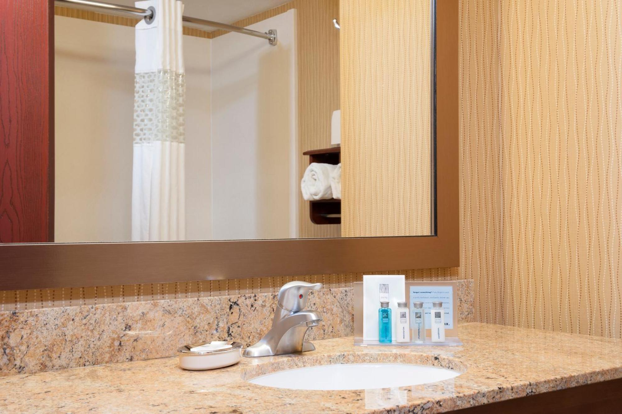 Hampton Inn & Suites Cleveland-Southeast-Streetsboro Extérieur photo